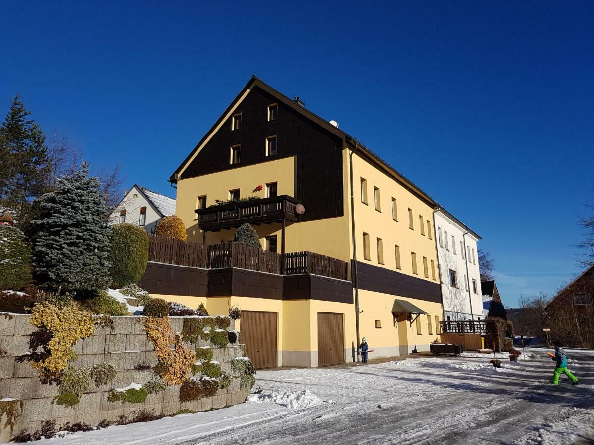 Ferienwohnungen Am Schloessel Oberwiesenthal Exterior foto